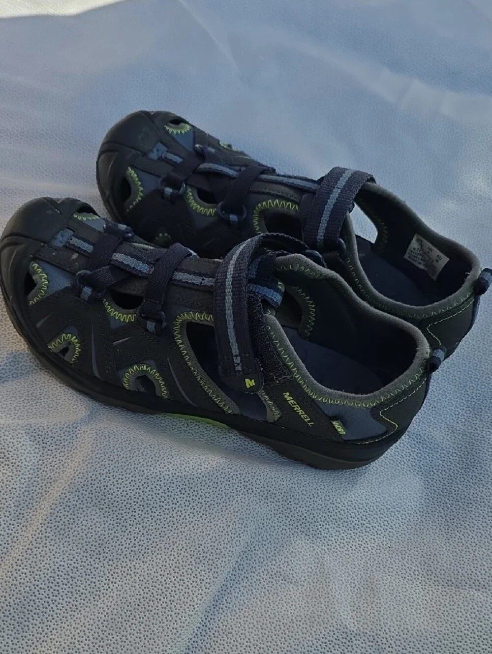 Merrell Kids Navy Blue Active Closed Toe Sandals.